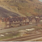 Dyffryn School
