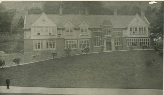 Sir Frederick Mills House
