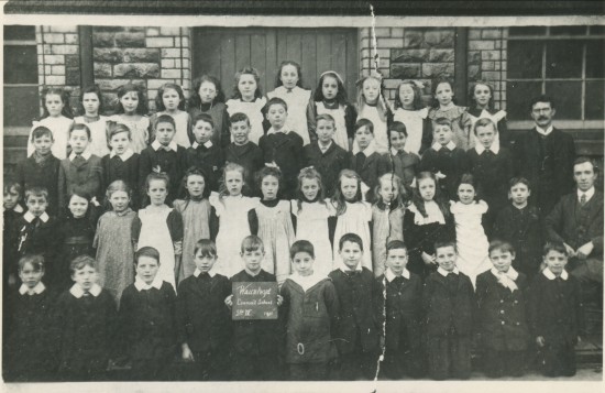 Waunlwyd Council School,Standard1V