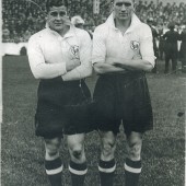 Tottenham Hotspur players Willie Evans and Eugene O'Callaghan,both were from Victoria.