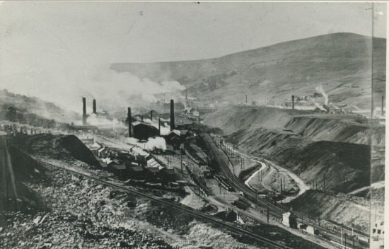 View South of Tyllwyn and Ebbw Vale Steelworks
