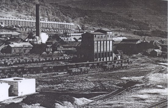 View South of Waunlwyd