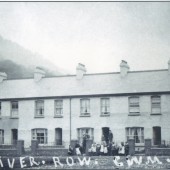 River Row ,Cwm