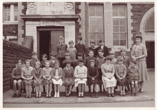 Ty'r Graig School Class Photograph 