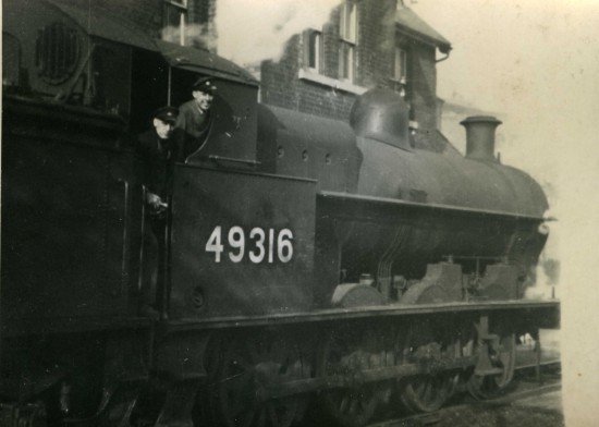 Train at Hollybush