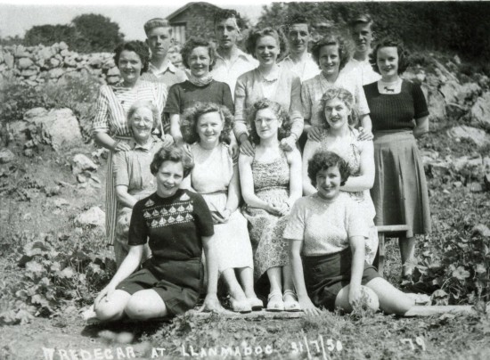 Members of Prims Chapel TredegarAt an outting at Llanmadog 1950 Members of Prims Chapel TredegarAt an outting at Llanmadog 1950