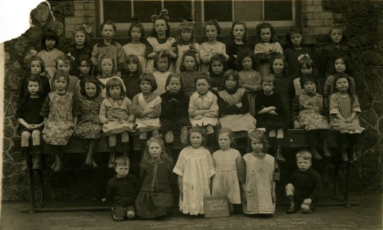 Earl St Girls Council School Standard 1Tredegar Earl St Girls Council School Standard 1Tredegar