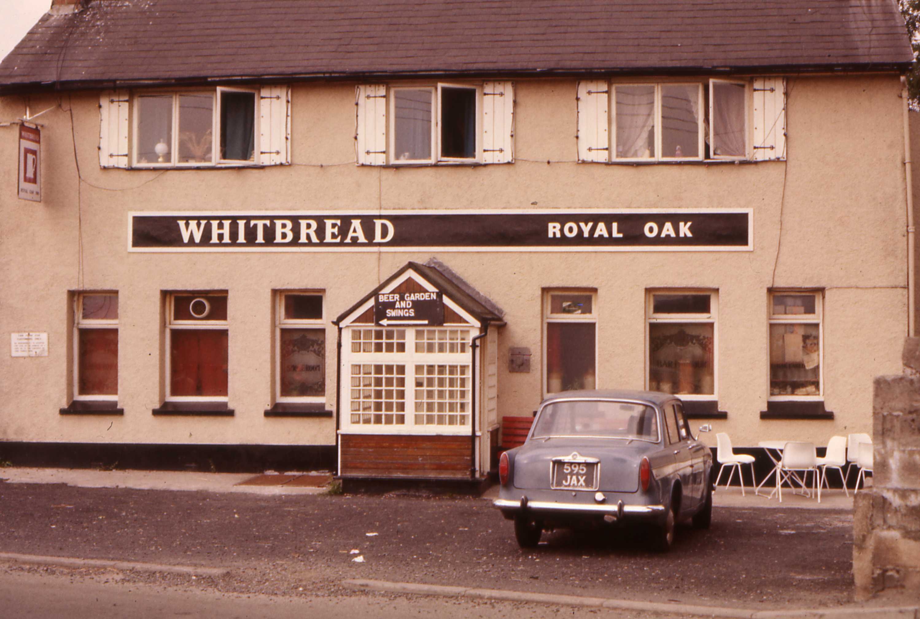 Royal Oak Tredegar The 1970s, Photo, Public Service, Public Tredegar