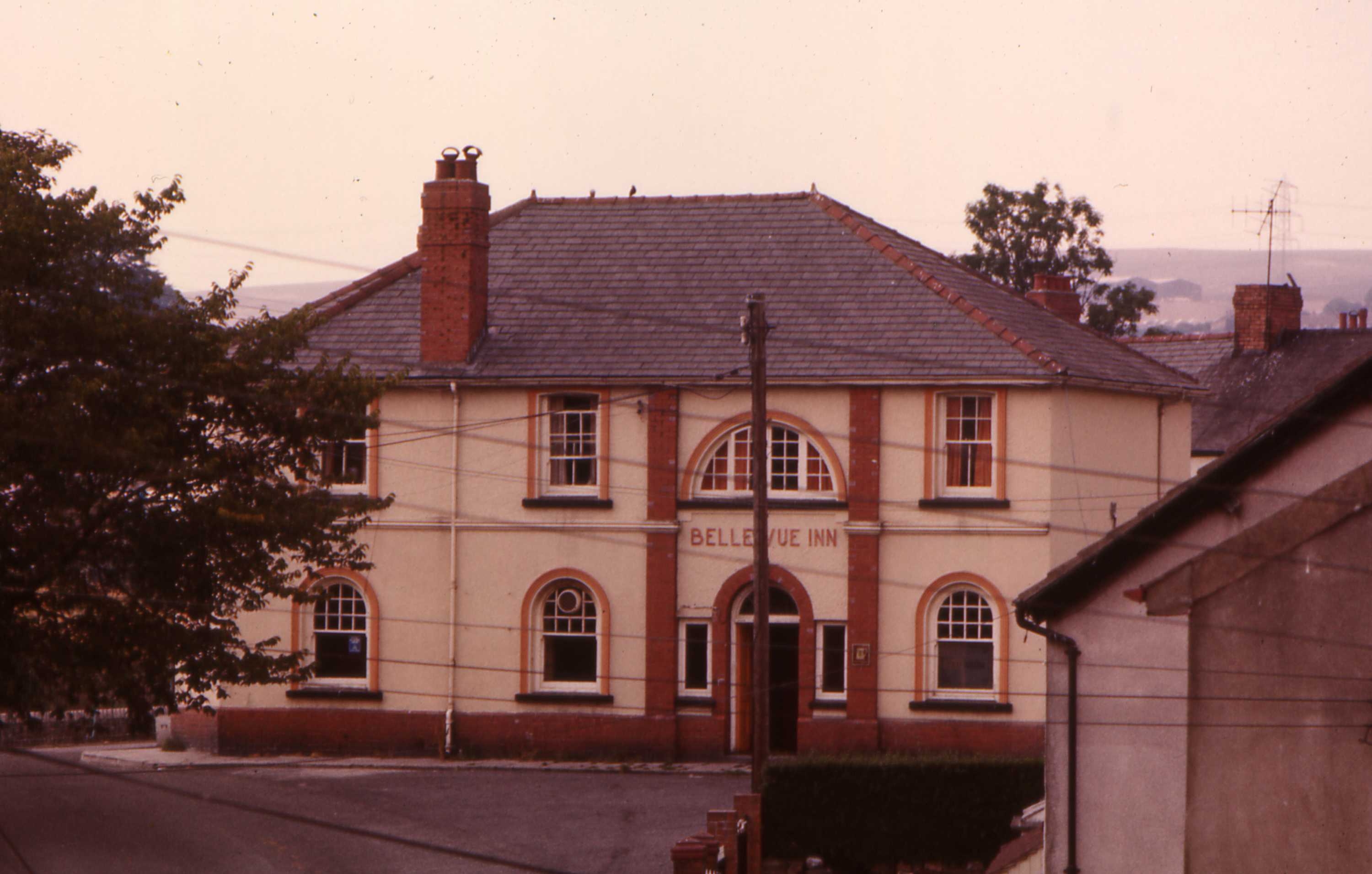 Belle Vue Inn Tredegar The 1970s, Photo, Public Service, Public