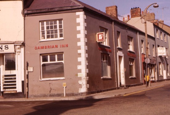 Cambrian Inn Tredegar The 1970s Photo Public Service Public Tredegar