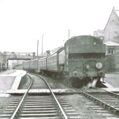Cwm Station
